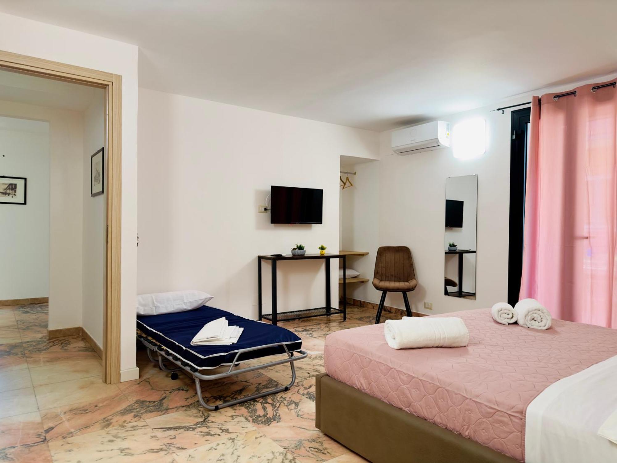 Unique Rooms In Centro Citta Bagno Privato E Climatizzatore Рагуза Екстер'єр фото