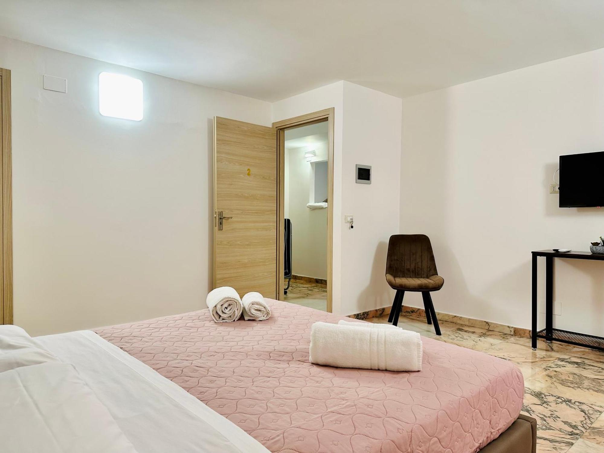 Unique Rooms In Centro Citta Bagno Privato E Climatizzatore Рагуза Екстер'єр фото