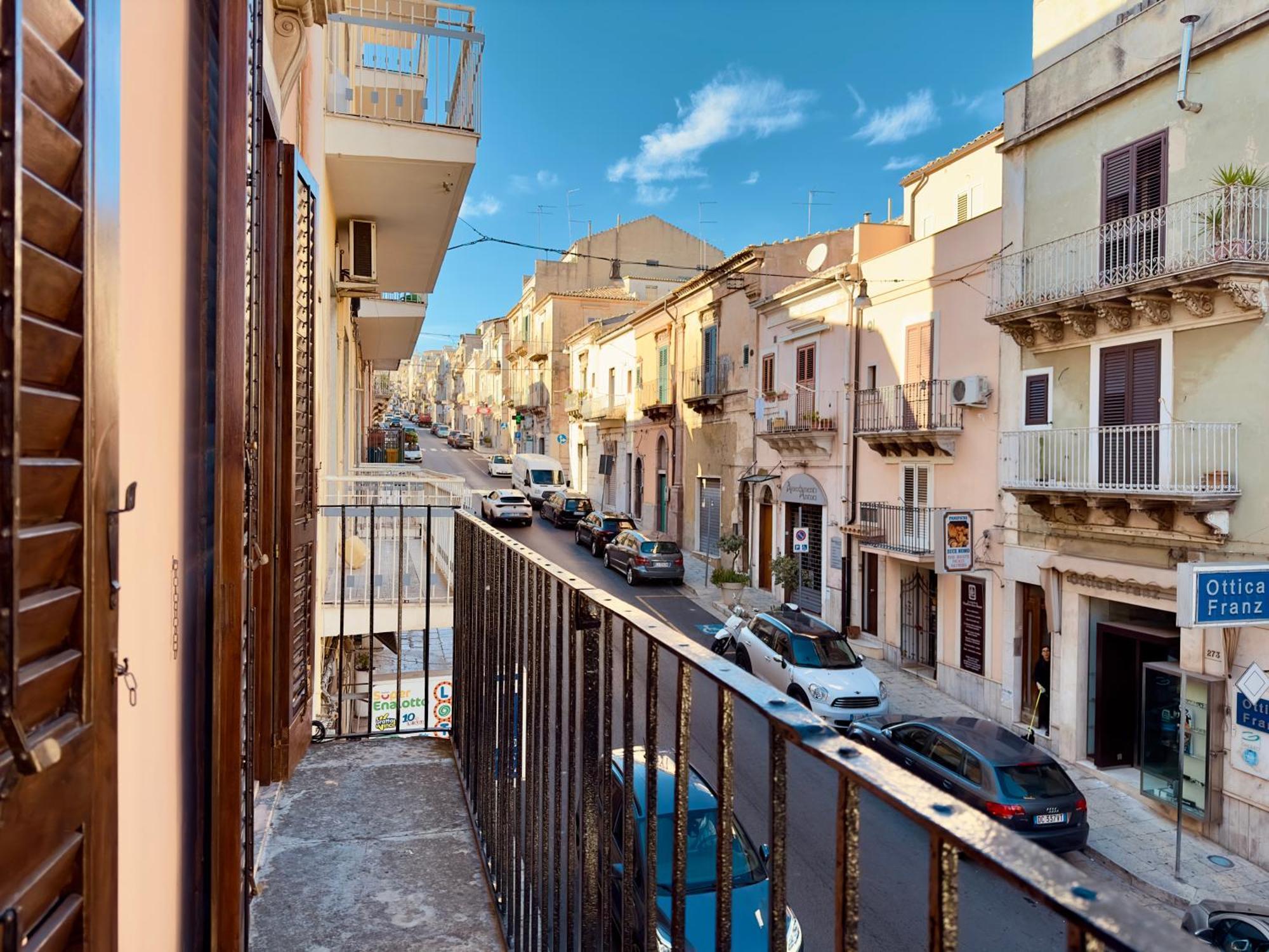 Unique Rooms In Centro Citta Bagno Privato E Climatizzatore Рагуза Екстер'єр фото